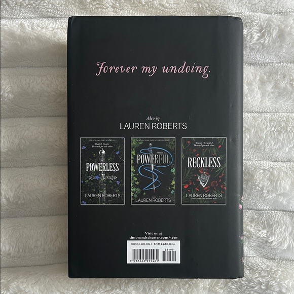 Fearless by Lauren Roberts (Book 3 Powerless Trilogy) - Picture 2 of 3